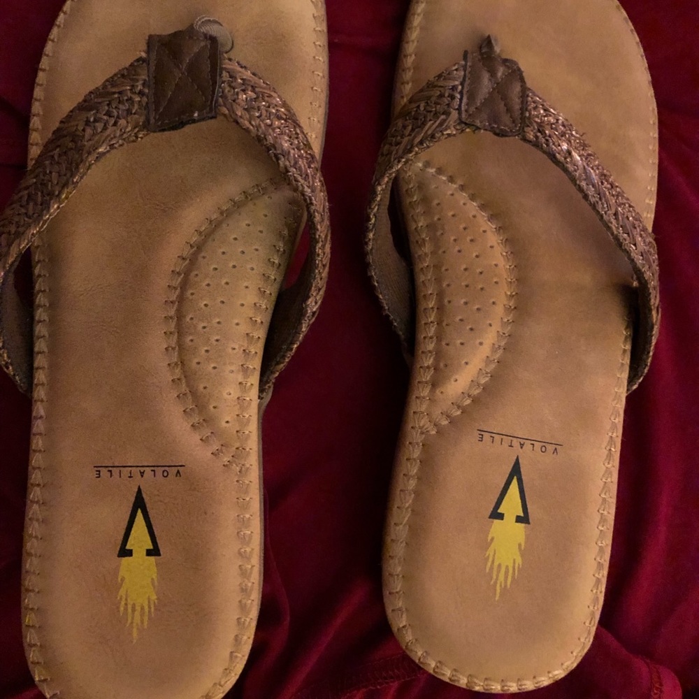 Volatile Flip Flops - Picture 2 of 3